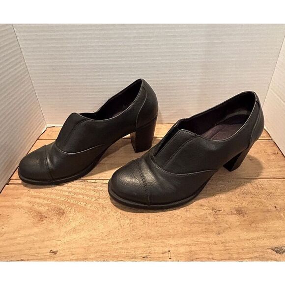 Kelly & Katie Womens Matte Black Faux Leather Slip On Booties Size 7.5 - Picture 2 of 10